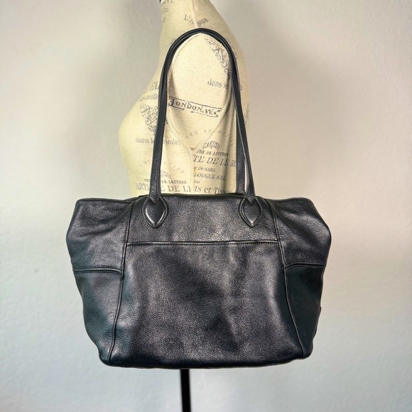 Aimee Kestenberg “Chelsea” Black Leather Shoulder Bag - Picture 11 of 11
